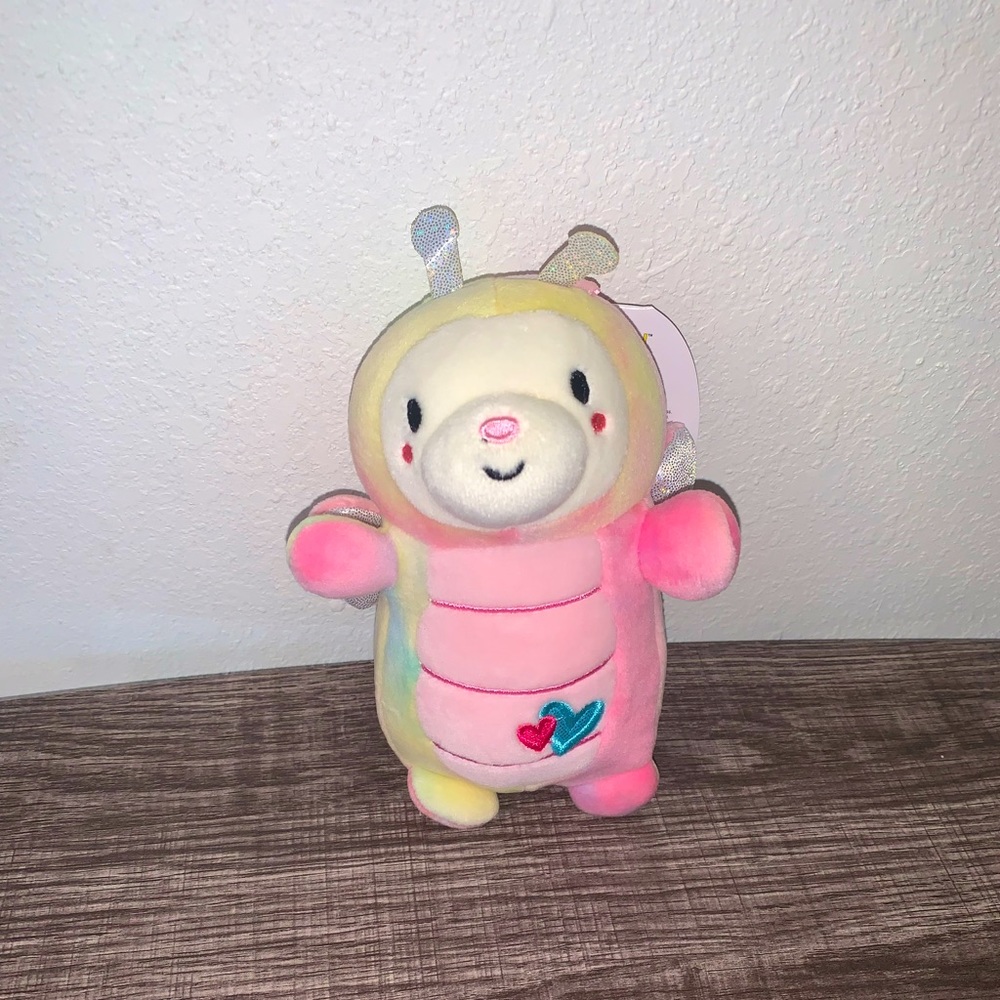 Squishmallow 5” wren hugmee